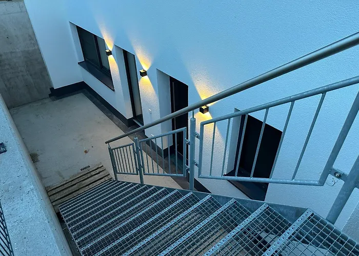 Privates Apartment Mit Bad & Kueche