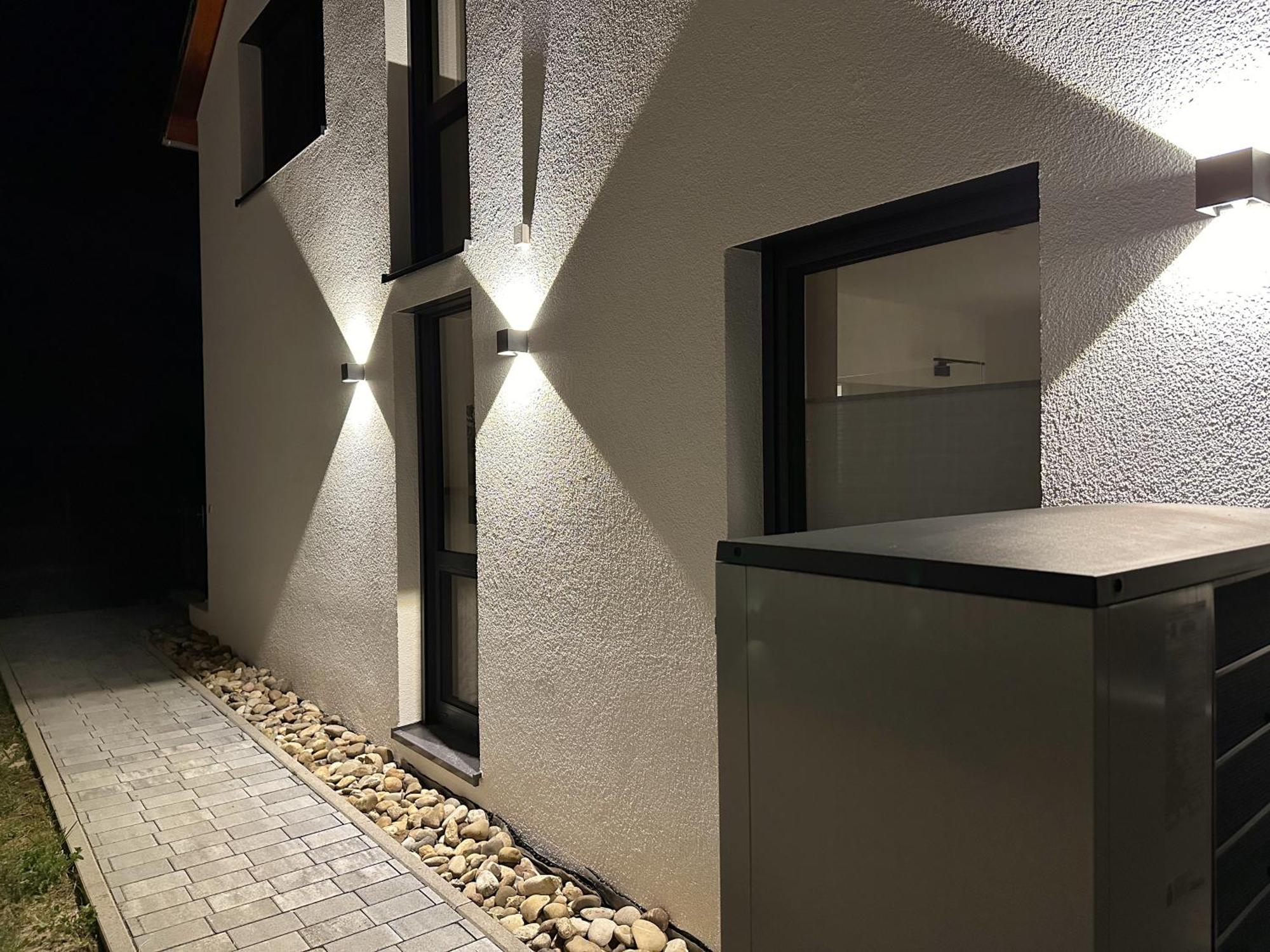 Apartment Privates Mit Bad & Kueche